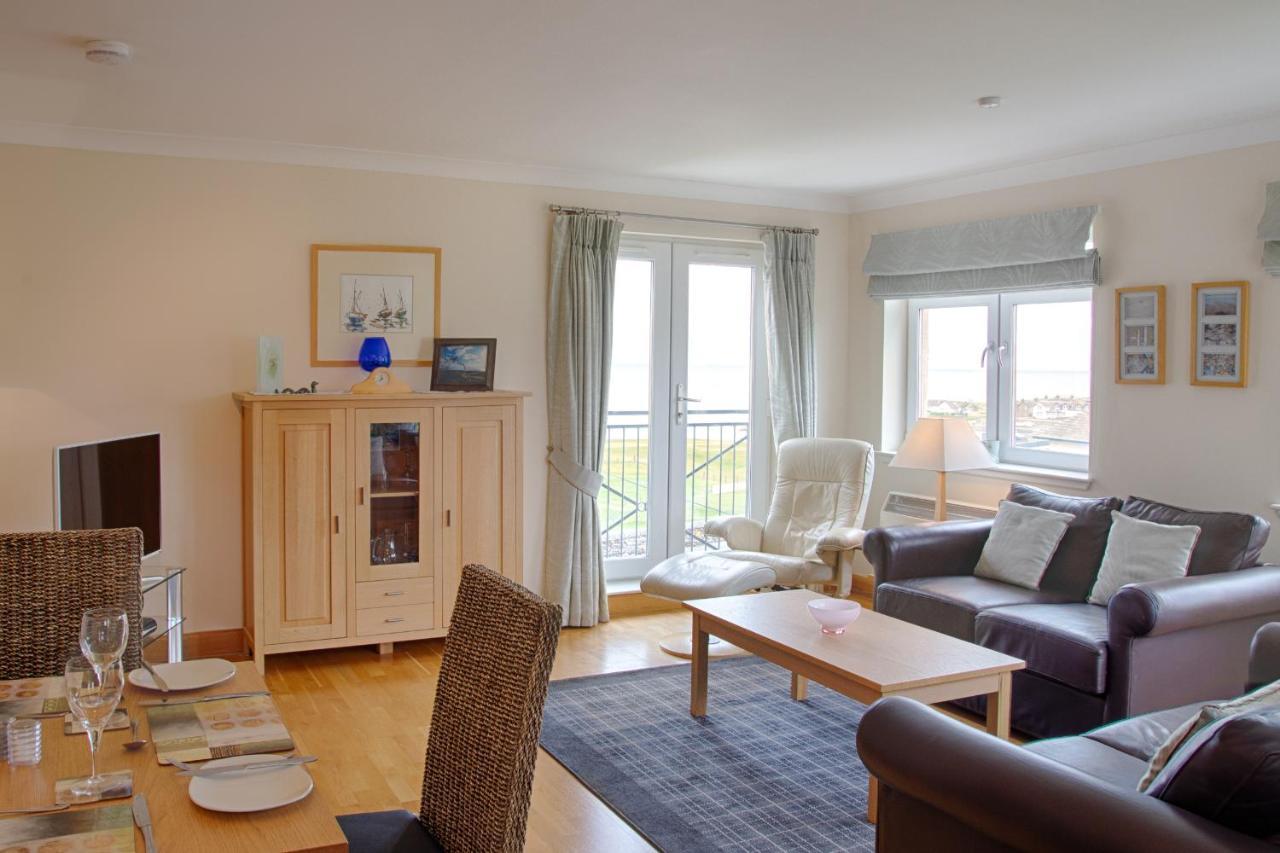 Links Apartment Брора Экстерьер фото