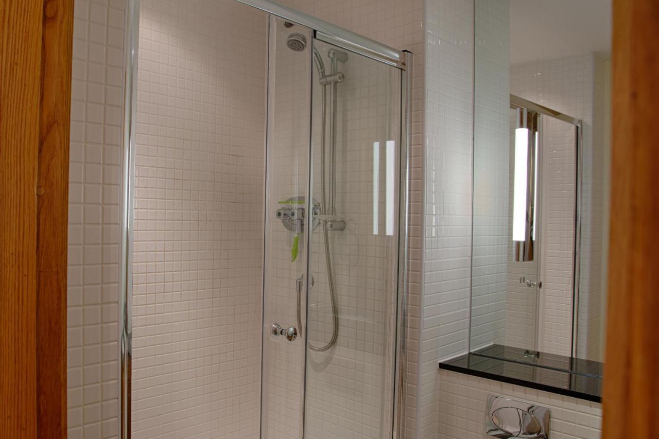 Links Apartment Брора Экстерьер фото