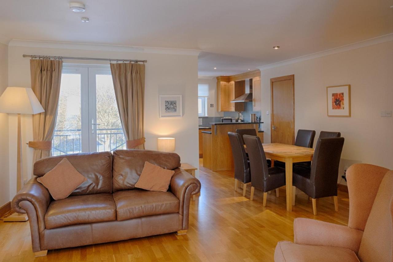 Links Apartment Брора Экстерьер фото